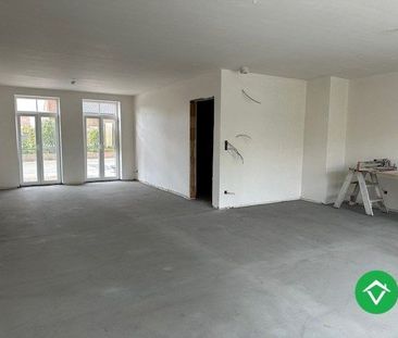 Moderne nieuwbouw tussenwoning met drie slaapkamers en garage in Moere - Foto 6