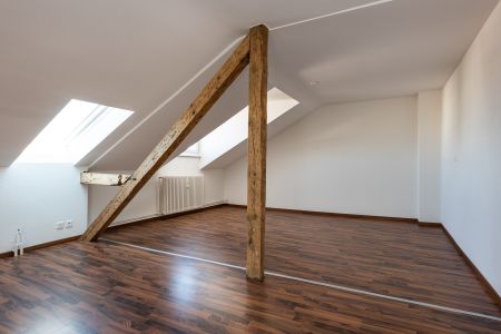 Einzigartige Dachwohnung mit Loftcharakter - Photo 2