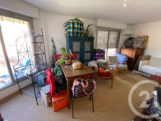 Location Appartement 2 pièces 52m² NICE 06300 - Photo 1