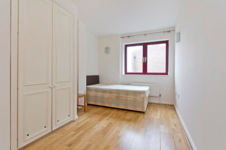 Sailmakers Court, William Morris Way, Chelsea Embankment, London, SW6 - Photo 3