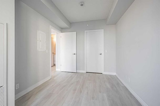 For Lease - 2221 Yonge Street Unit# 1401, Toronto, Ontario - Photo 1