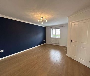 Rhodfa'r Celyn, Parc Derwen, Coity, Bridgend, CF35 - Photo 5