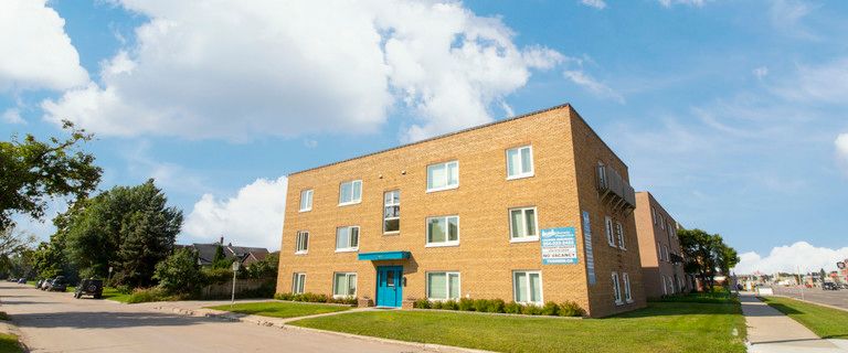 1800 Portage Avenue | 1800 Portage Avenue, Winnipeg - Photo 1