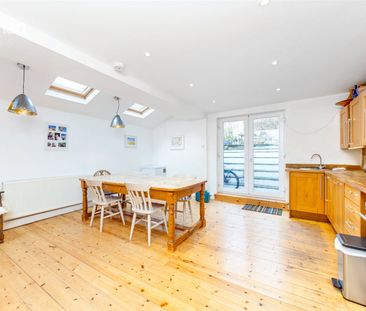3 bedroom terraced house to rent - Photo 6