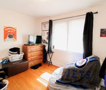 2-5 Dale St, Kingston, ON K7M 4H9 - Photo 6