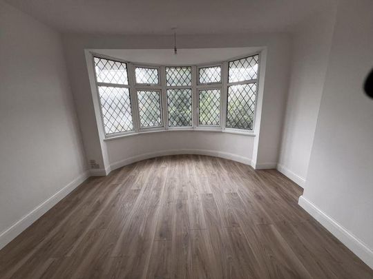 4 bedroom property to rent - Photo 1