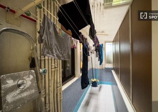 barcelona, Catalonia 08042