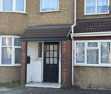 7 bedroom semi-detached house to rent - Photo 2