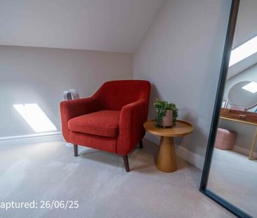 Flat 8, Crescent Court off Blossom Street - Photo 4