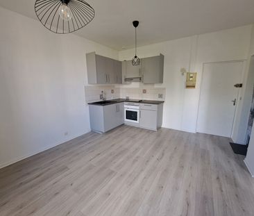 Location Appartement 2 pièces 30m² - Photo 1
