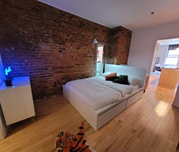 Superbe unité de condo offrant une chambre, complètement meublée. - Photo 6