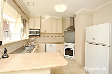 Great Location! - Photo 4