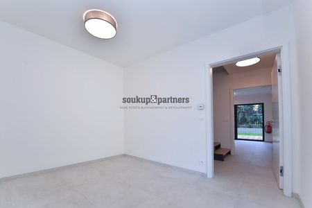 Pronájem domu 220 m² s pozemkem 132 m² - Photo 5