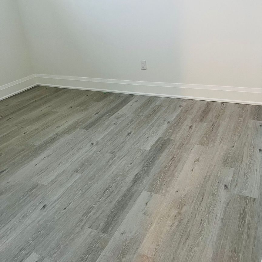 For Lease - 329 Woodgate Pines Drive, Vaughan, Ontario - Photo 1