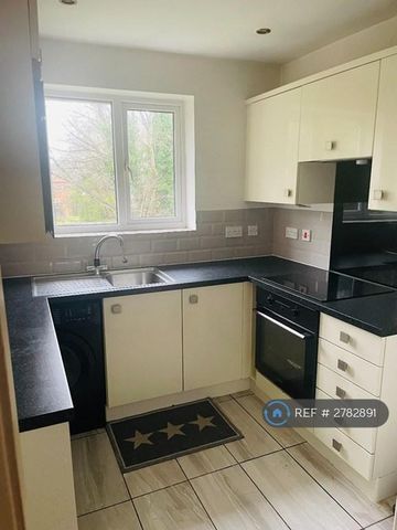 2 bedroom maisonette to rent - Photo 5