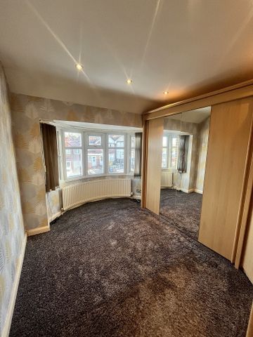 Warmington Road, Sheldon, BIRMINGHAM - Photo 4