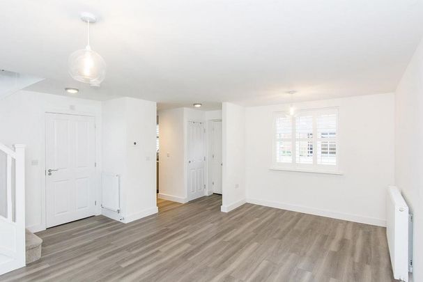 2 bedroom house to rent - Photo 1