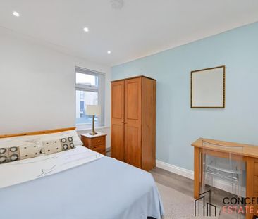 5 bedroom terraced house to rent - Photo 6