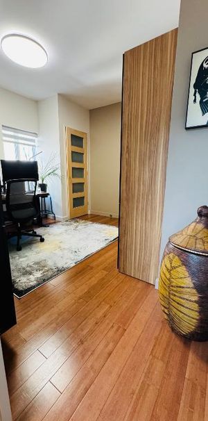 Condo Moderne-Industriel 4 1/2 | Saint-Roch - Photo 1