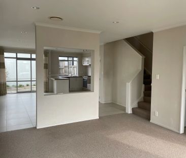 Excellent Location - Photo 6