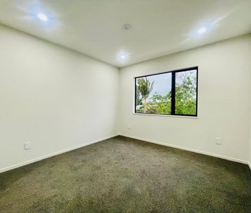 MANUREWA, 3 BEDROOMS - Photo 3