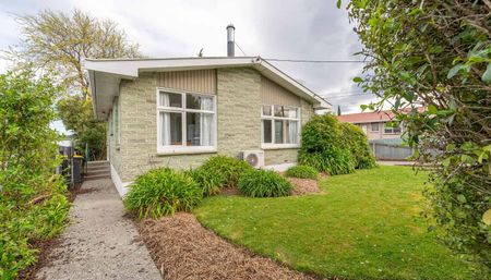 Solid, sunny & renovated - Photo 4