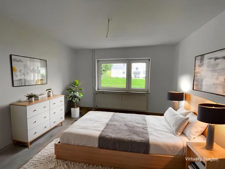 Große 4-Zimmer-Erdgeschosswohnung in erholsamer Lage von Menden - Photo 2