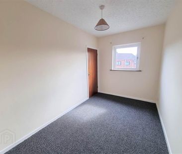 77 Edgewater, Hillsborough Old Road, Lisburn, BT27 5PZ - Photo 3