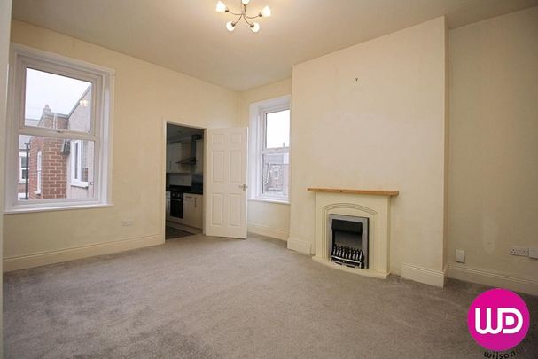 3 bedroom flat to rent - Photo 1