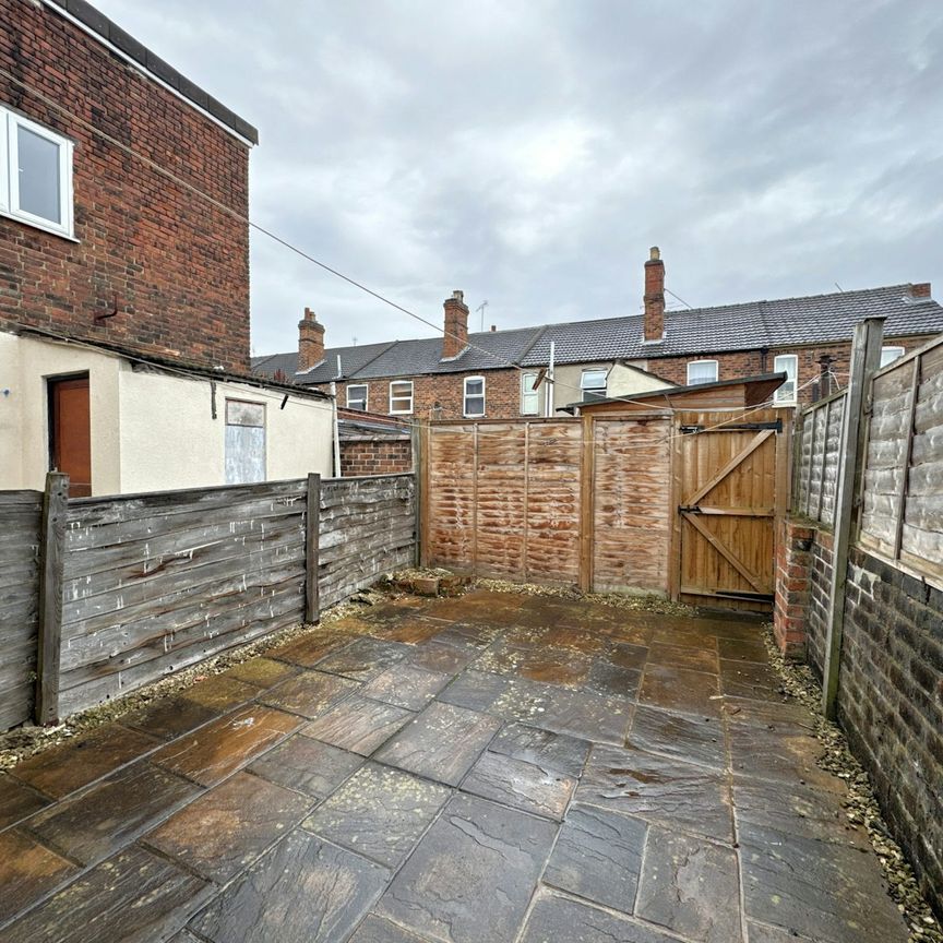 St Andrews Place, City Centre, Lincoln, LN5 - Photo 1
