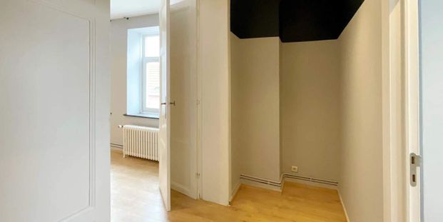 Appartement te huur in Brussel voor € 1.460 met 2 slaapkamers - Foto 1