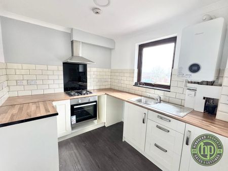 2 bedroom terraced house to rent - Photo 4