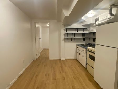 For Lease - 114 Baldwin Street Unit# Bsmt, Toronto, Ontario - Photo 3