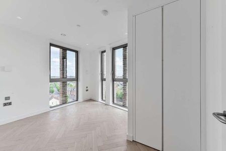 Middle Yard, Neasden, NW10 - Photo 5