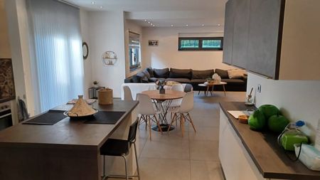 Appartement te huur - Photo 2