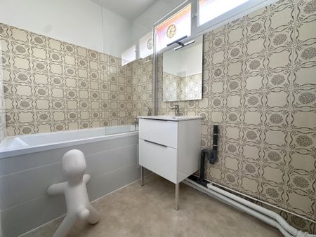 Location Appartement 3 pièces 82m² BEAUMONT 63110 - Photo 5