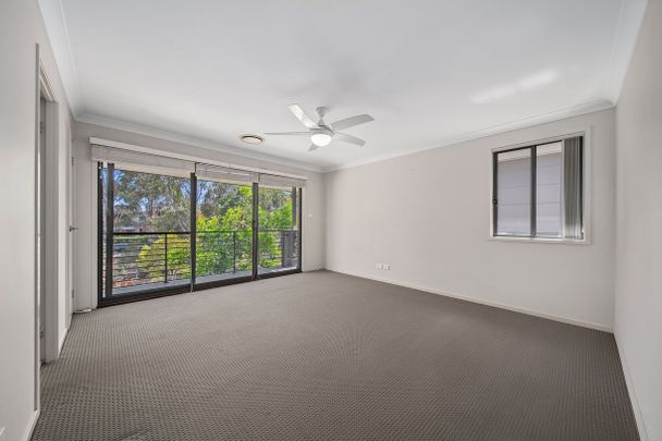 Fresh, functional and designed for easy family living - Photo 1