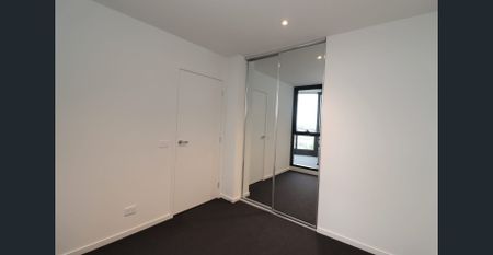 Lavish Apartment at Victoria Square! - Photo 4