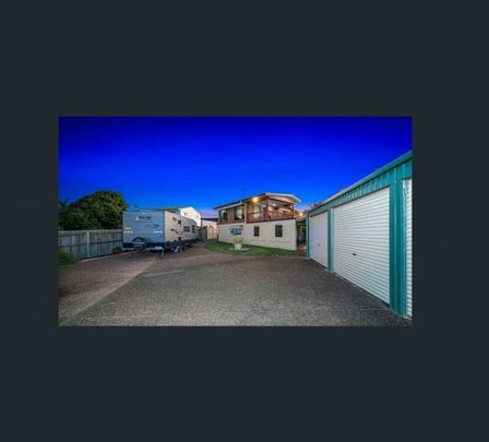 13 Nielson Avenue, Burnett Heads, Qld 4670 - Photo 1