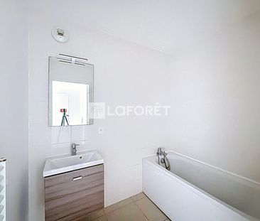 Location Appartement 3 pièces 70m² - Photo 6