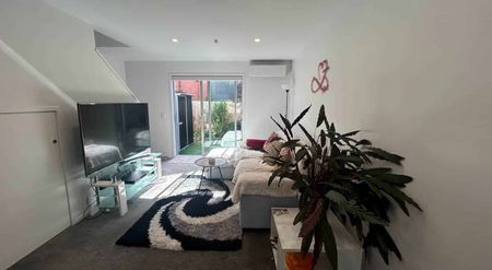 Be Quick or Miss Out - Ready and Waiting for YOU! - Photo 2