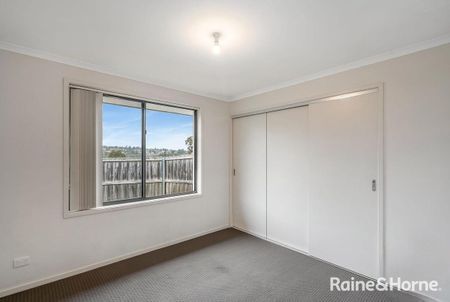 Private Townhouse, Brilliant Location! - Photo 2