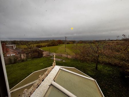 4 bedroom detached house to rent - Photo 4