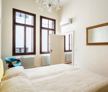 Eleganza contemporanea nel cuore di Venezia - Photo 2