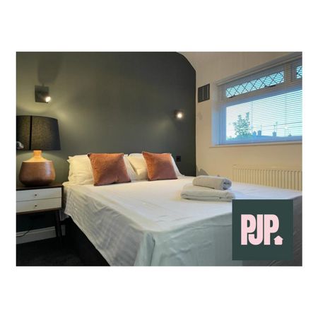 1 bedroom in a house share to rent - Photo 5