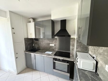 Location Appartement 3 pièces 60m² BASTIA 20200 - Photo 5