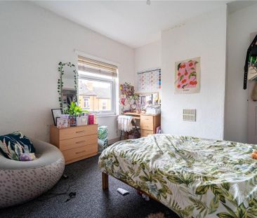 3 bedroom end of terrace house to rent - Photo 1