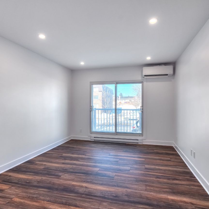 Condo for rent, Laval (Chomedey) - Photo 1