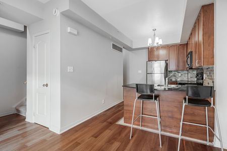 For Lease - 68 Carr Street Unit# TH21, Toronto, Ontario - Photo 2