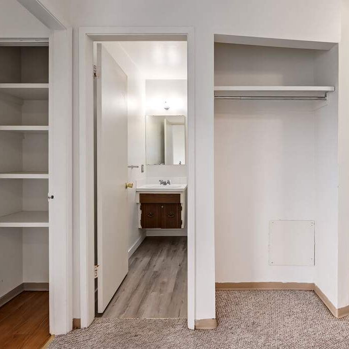 Classic Suite - 1 Bedroom - Photo 1